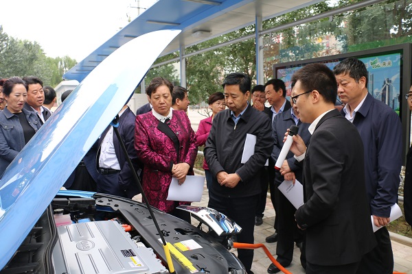 市委副書(shū)記、市長(zhǎng)王奮彥帶隊(duì)觀摩督查公司項(xiàng)目建設(shè)工作(圖2)