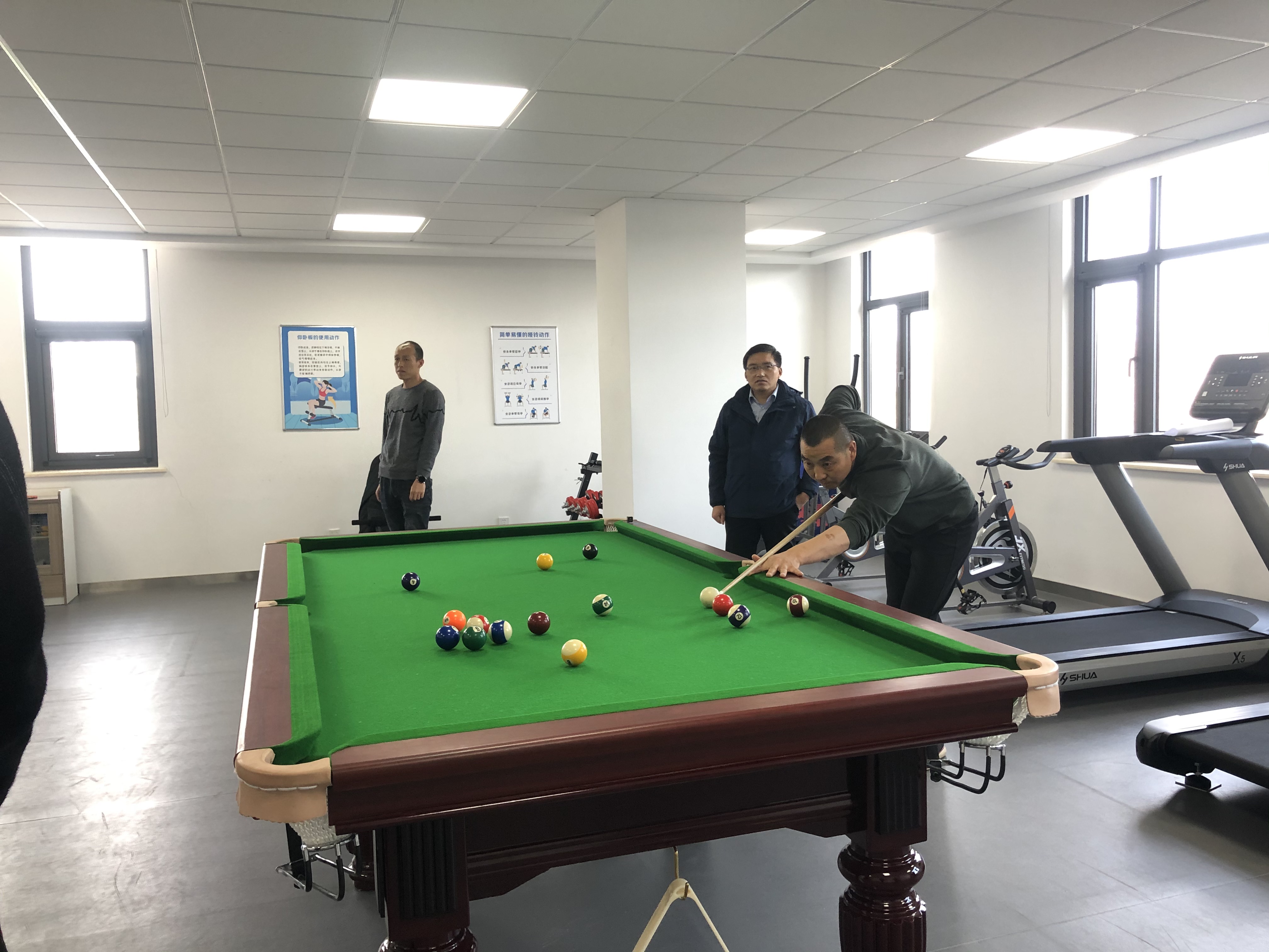 泓源公司舉辦“慶元旦、迎新春”職工乒乓球臺球比賽(圖7)