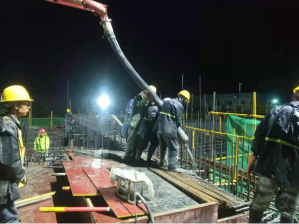 腳踏實地抓項目 擔(dān)當奉獻保民生 ——市產(chǎn)投集團“學(xué)黨史、辦實事、保民生” 穩(wěn)步推進重大項目建設(shè)(圖2)