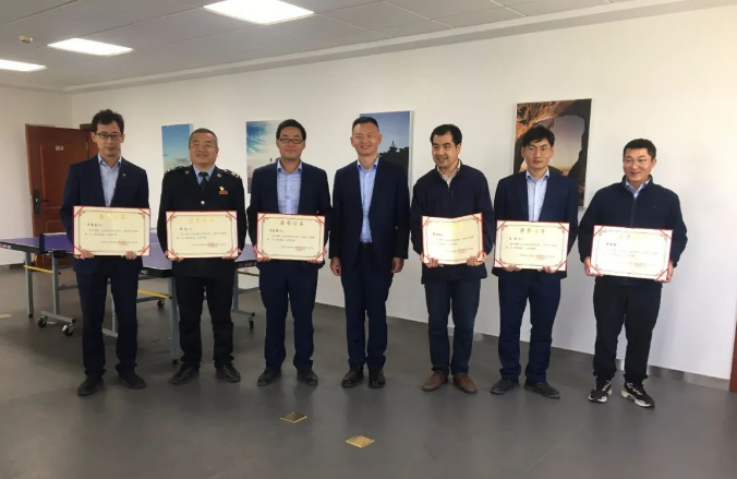 市產(chǎn)投集團(tuán)團(tuán)委舉辦“慶五一、迎五四”球類聯(lián)誼比賽(圖4)