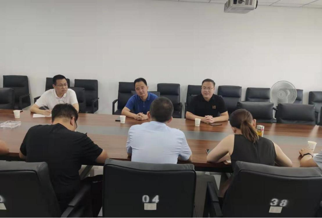 陜西水環(huán)境工程勘測設計研究院來涇東設計公司考察交流(圖2)